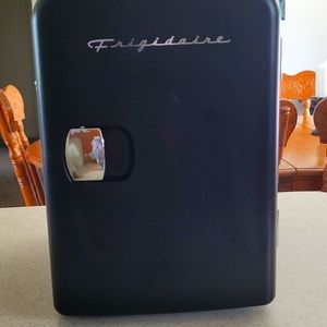 Frigidaire Mini Fridge